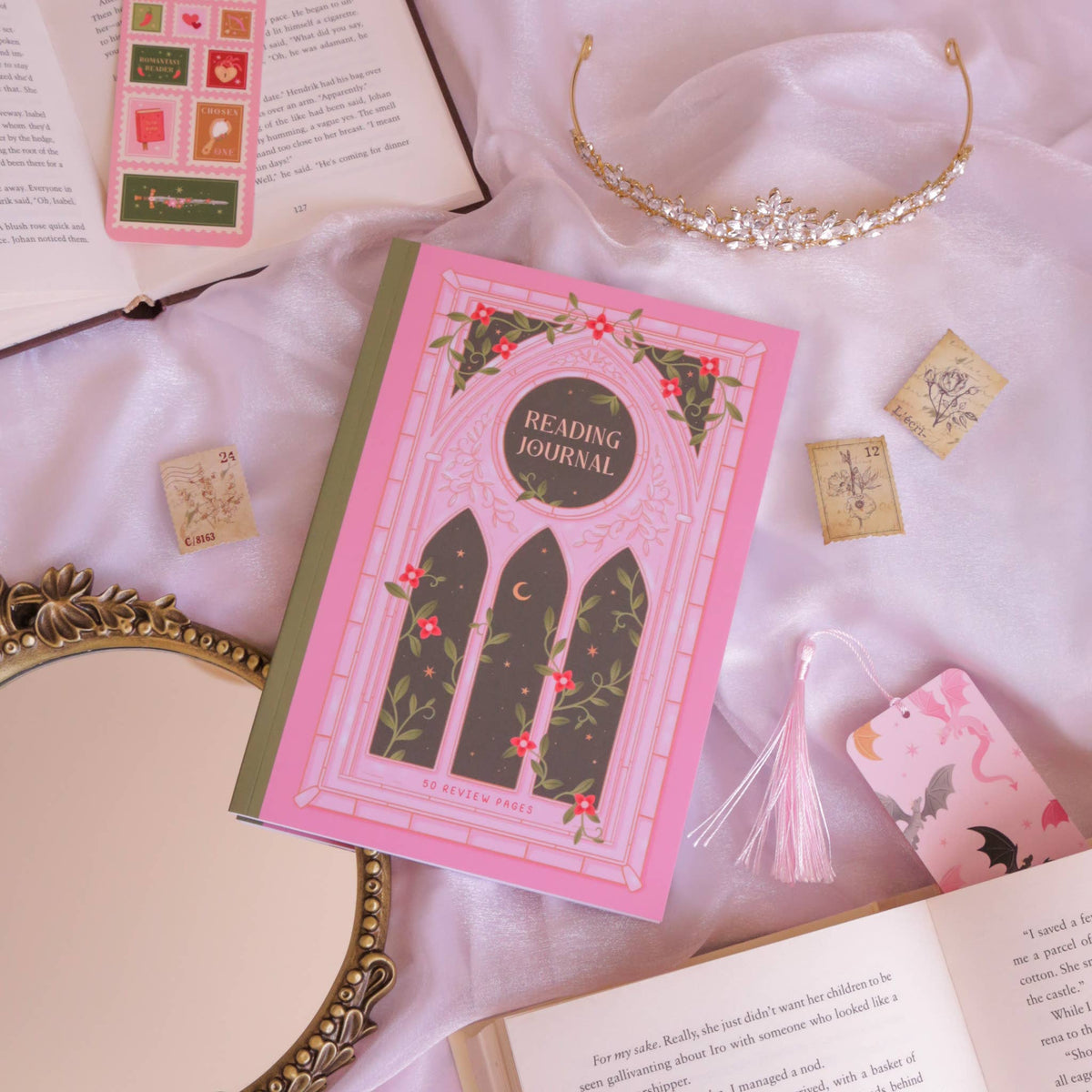 Romantasy Reading Journal – Literary 50 Book Review Notebook