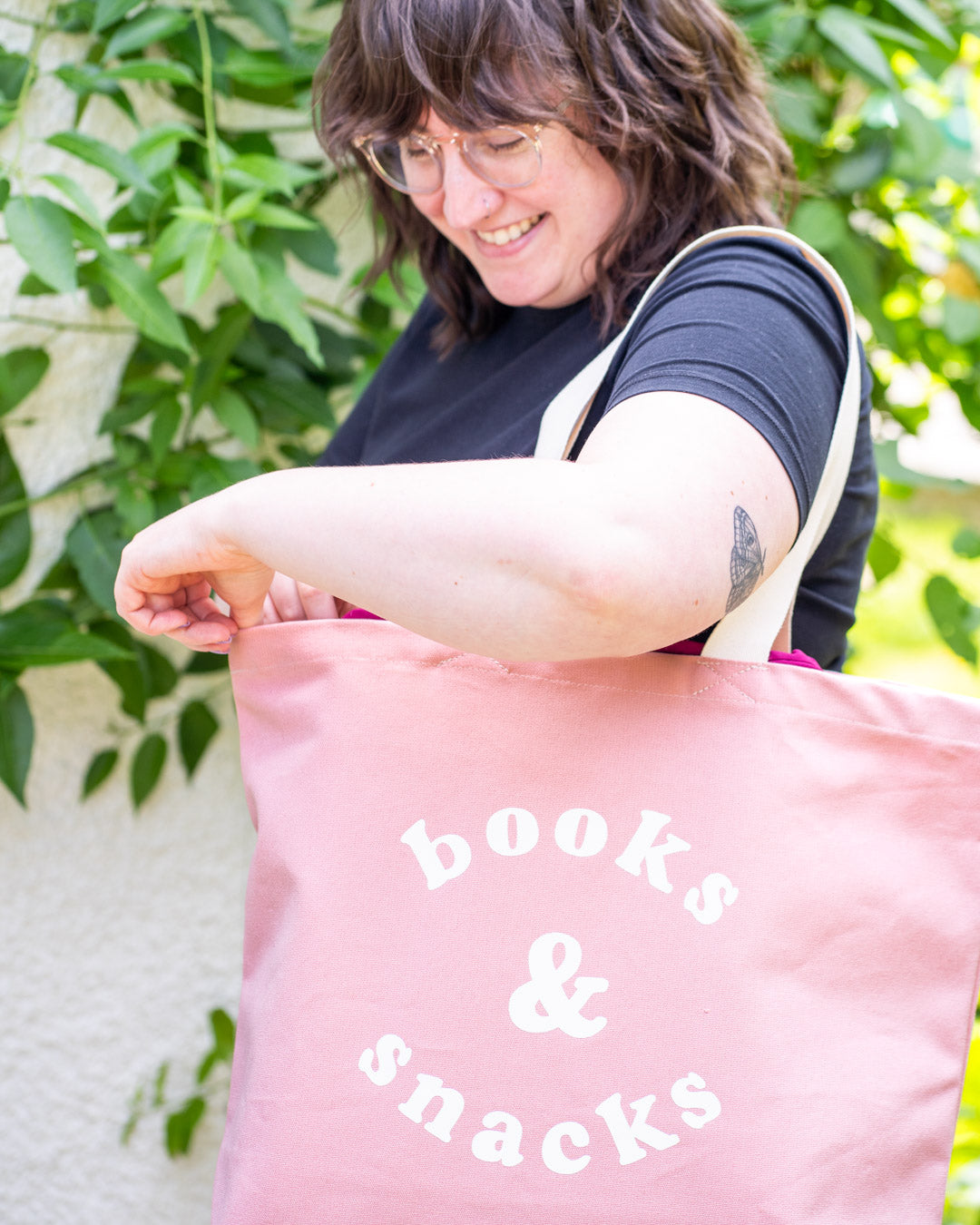 Books and snacks bag - blush pink