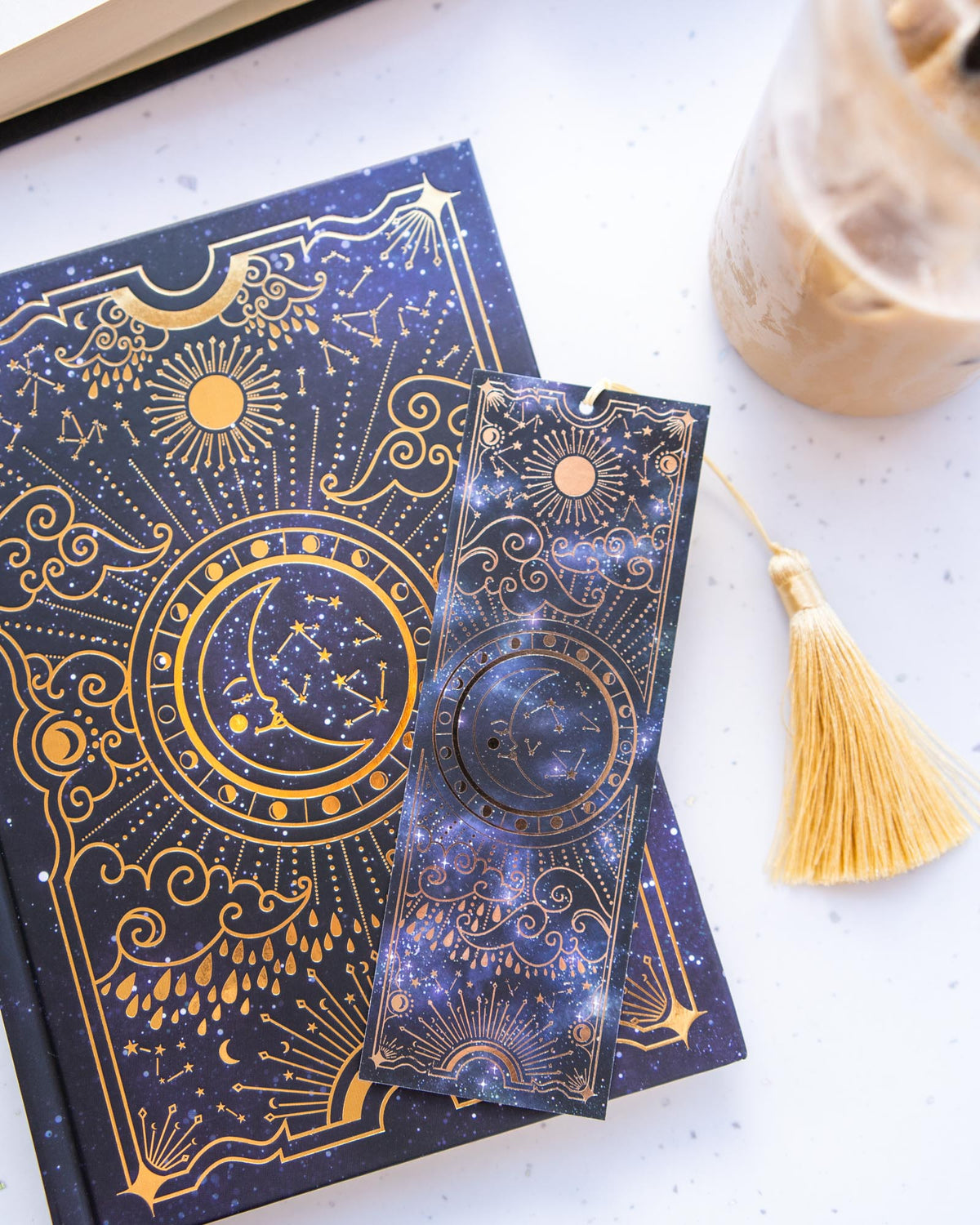 La Lune Bookmark